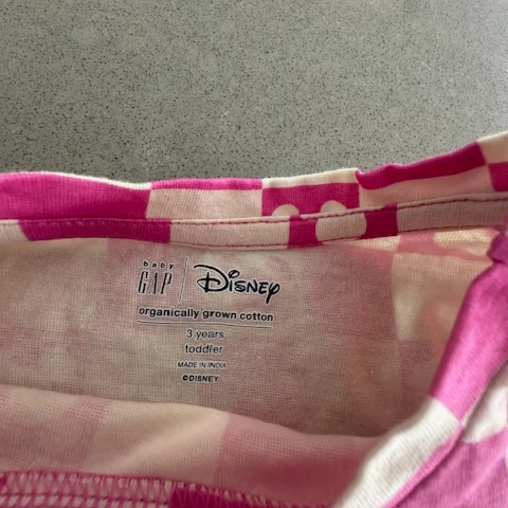 Set of 4 Toddler 4T 4Y Girl's Long Sleeve T-Shirts (3 Gap, 2 washed, never worn)